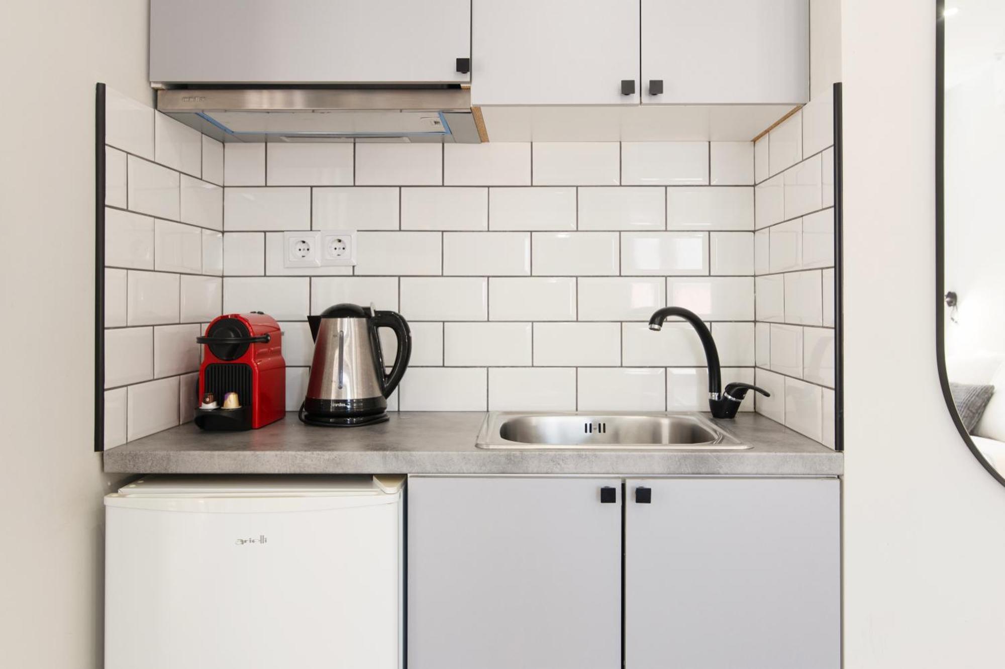 Chic Rooftop Studio W/ Terrace - Near Acropolis Athens Ngoại thất bức ảnh